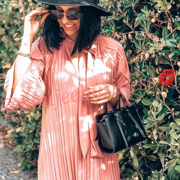 ZARA Pink Pleated Dress - Picture 6 of 8